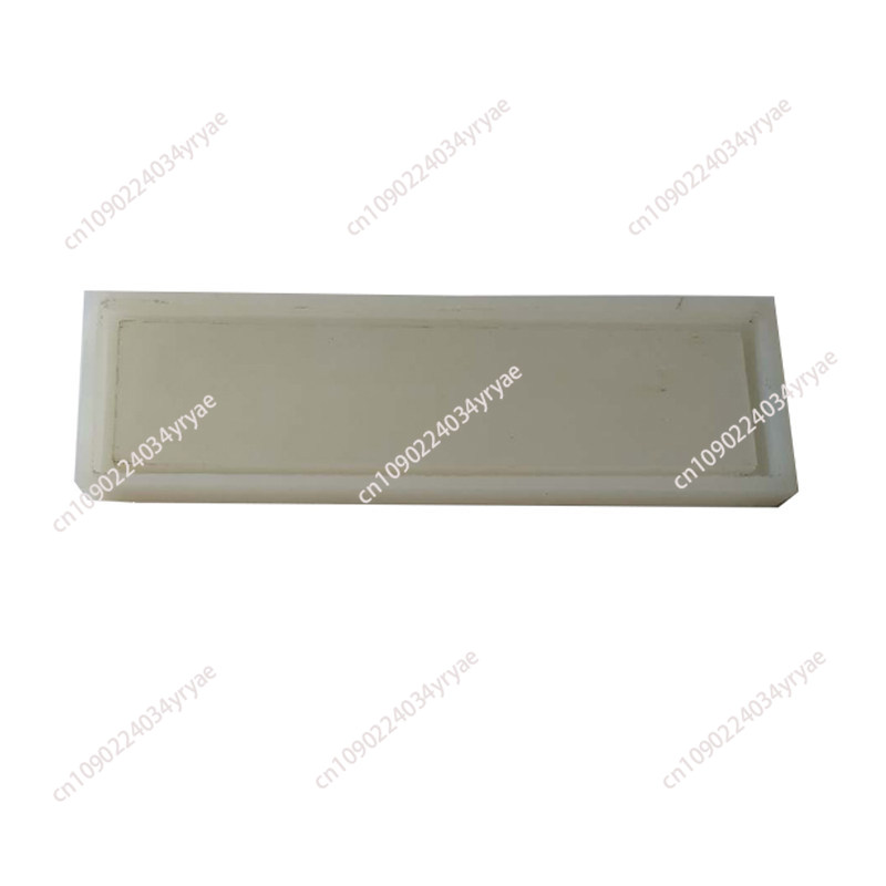 Four-hole simple silicone mold - Potsticker Mold review and price
